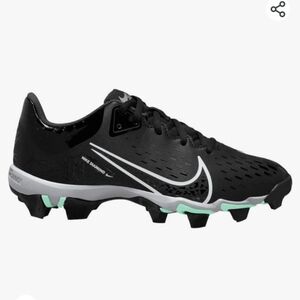 New Condition Nike Girl Softball Cleats